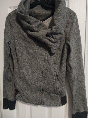 Lululemon Pre-Post Workout Jacket